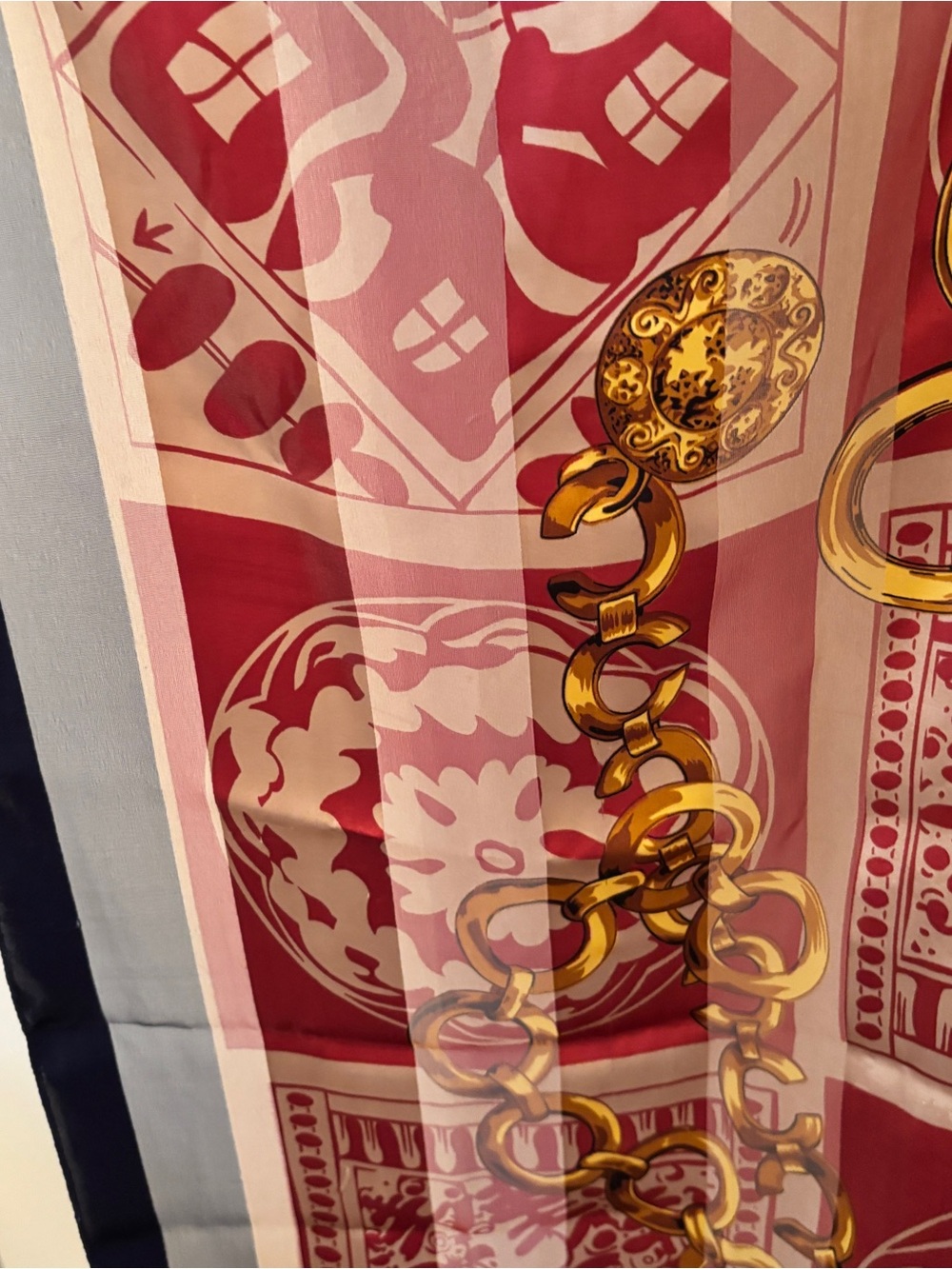 Vintage Chain Print Scarf - Picture 3 of 10